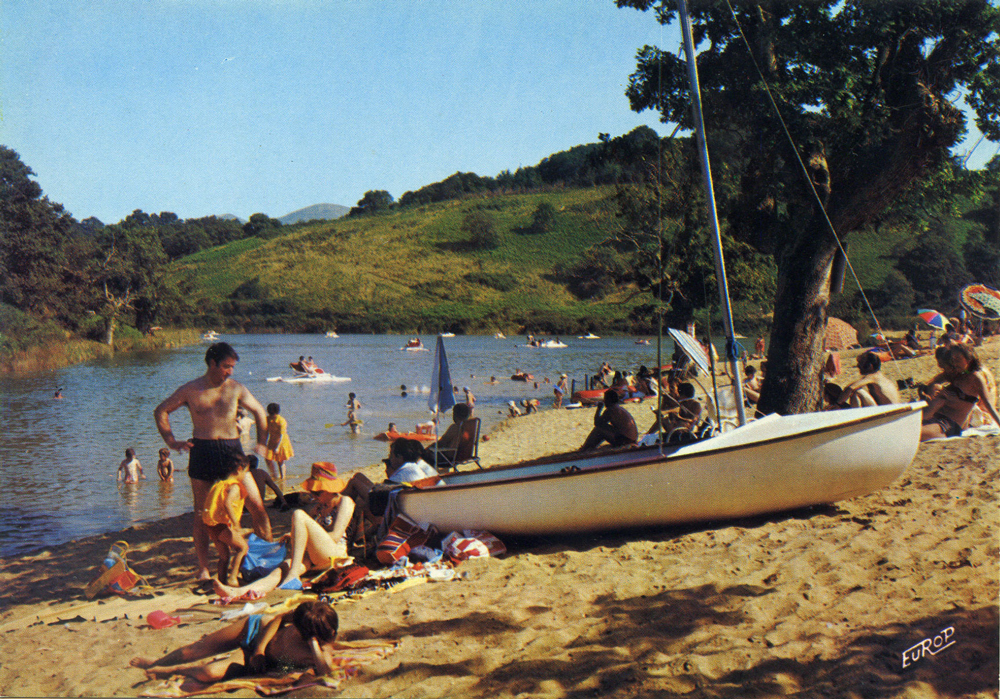  Dans le quartier du lac de Saint-Pée-sur-Nivelle