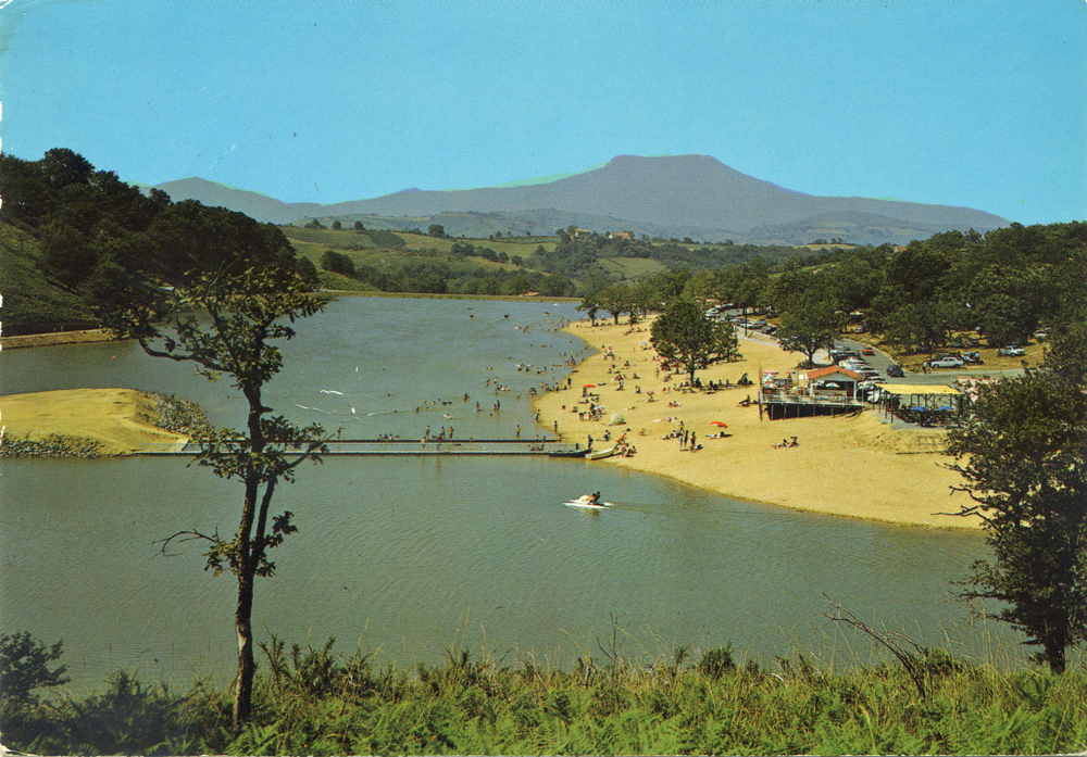  Dans le quartier du lac de Saint-Pée-sur-Nivelle