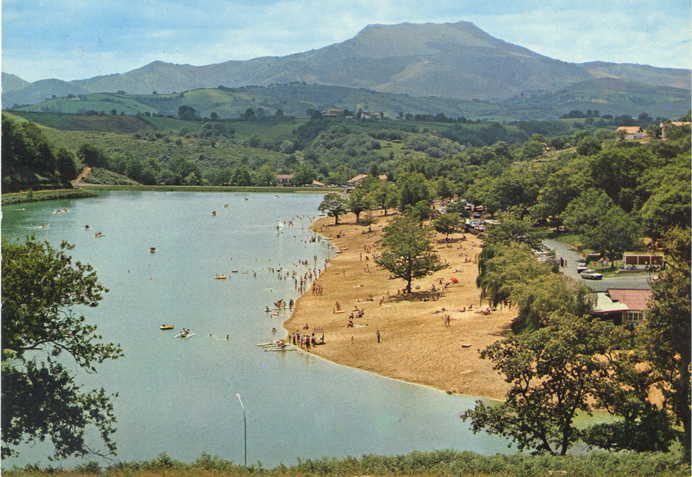  Dans le quartier du lac de Saint-Pée-sur-Nivelle