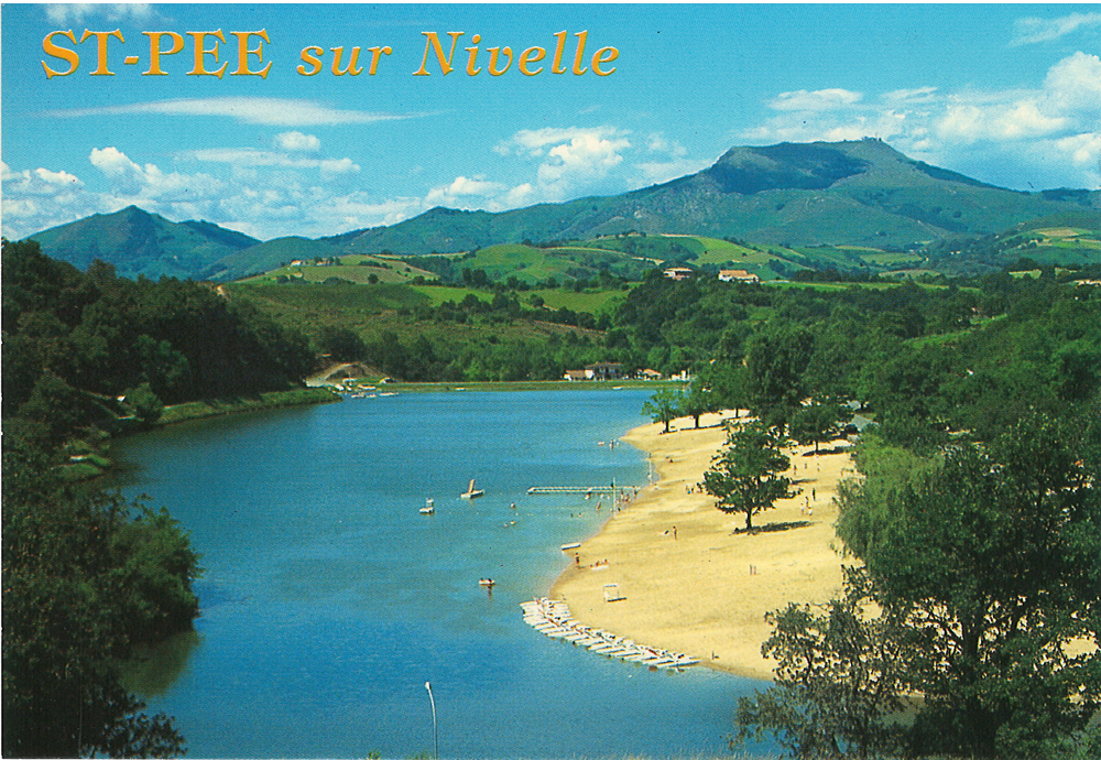 Dans le quartier du lac de Saint-Pée-sur-Nivelle