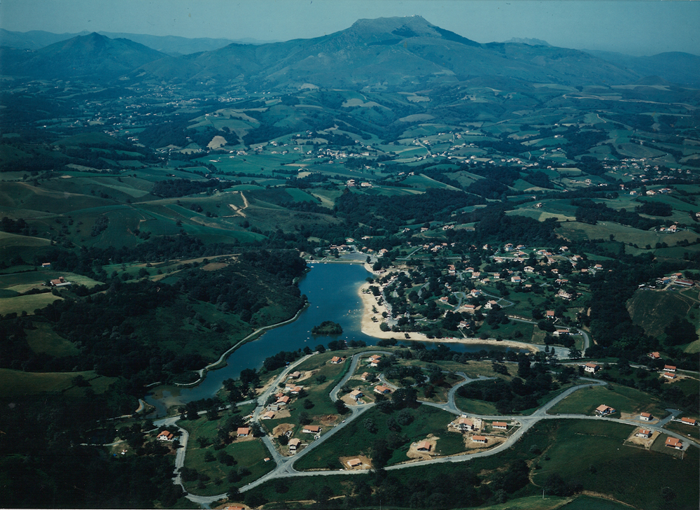  Dans le quartier du lac de Saint-Pée-sur-Nivelle