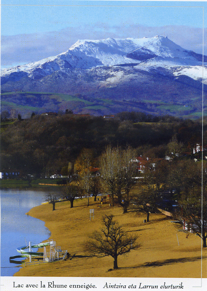  Dans le quartier du lac de Saint-Pée-sur-Nivelle