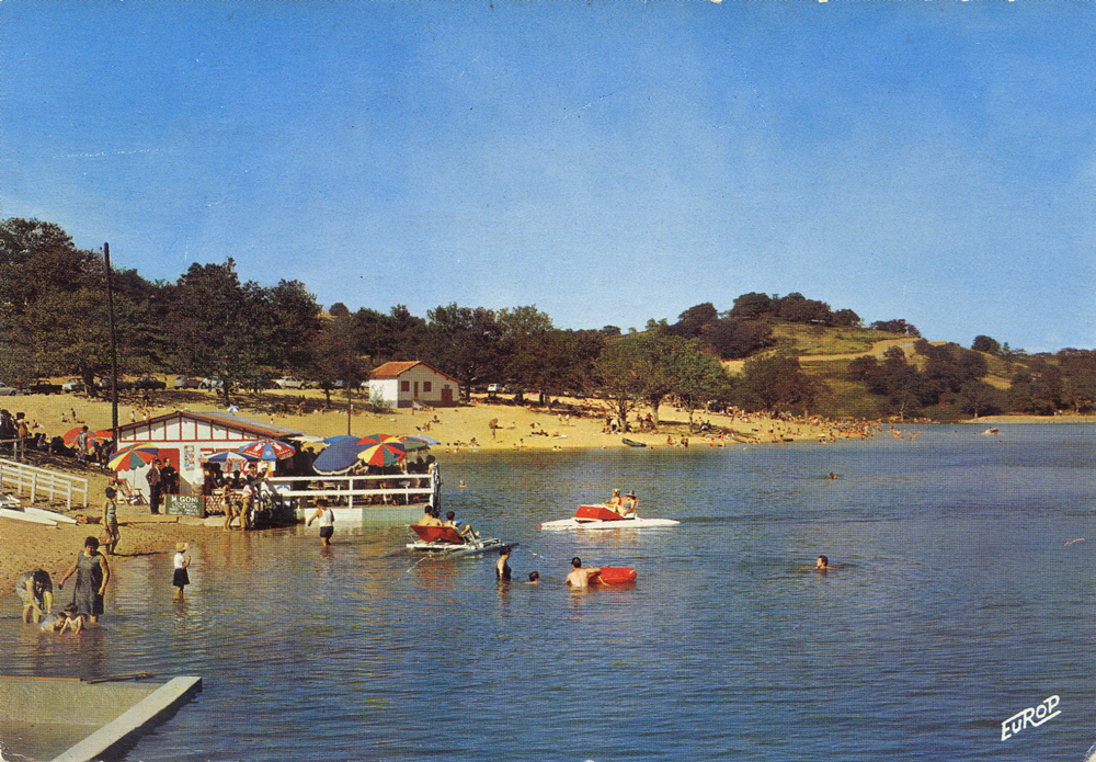  Dans le quartier du lac de Saint-Pée-sur-Nivelle